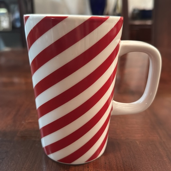 Starbucks Candycane Candy Stripe Red White Coffee Tea Mug Cup - Picture 3 of 6